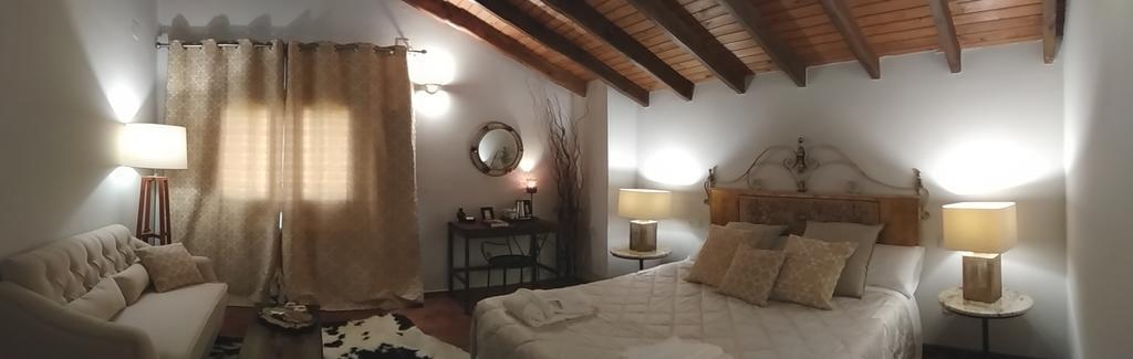 منزل الضيف Collado   في La Casona De Valfrio- Adults Only المظهر الخارجي الصورة